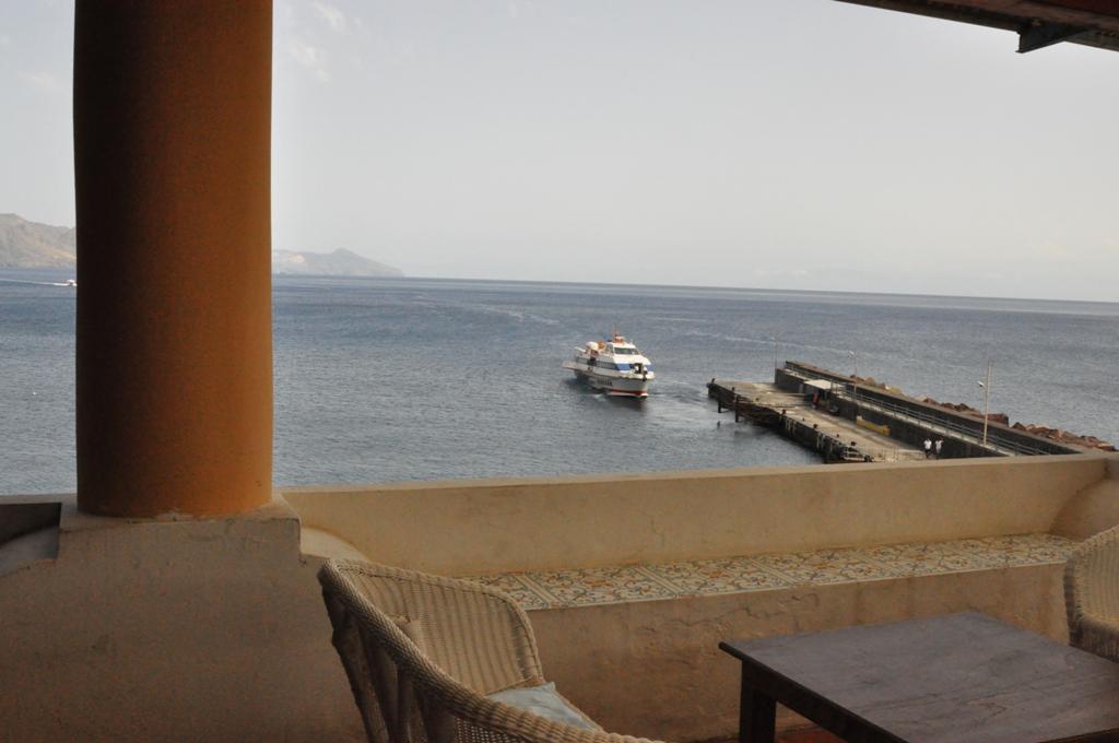 Albergo Seaside Leni Luaran gambar