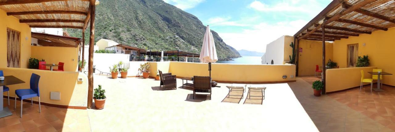 Albergo Seaside Leni Luaran gambar
