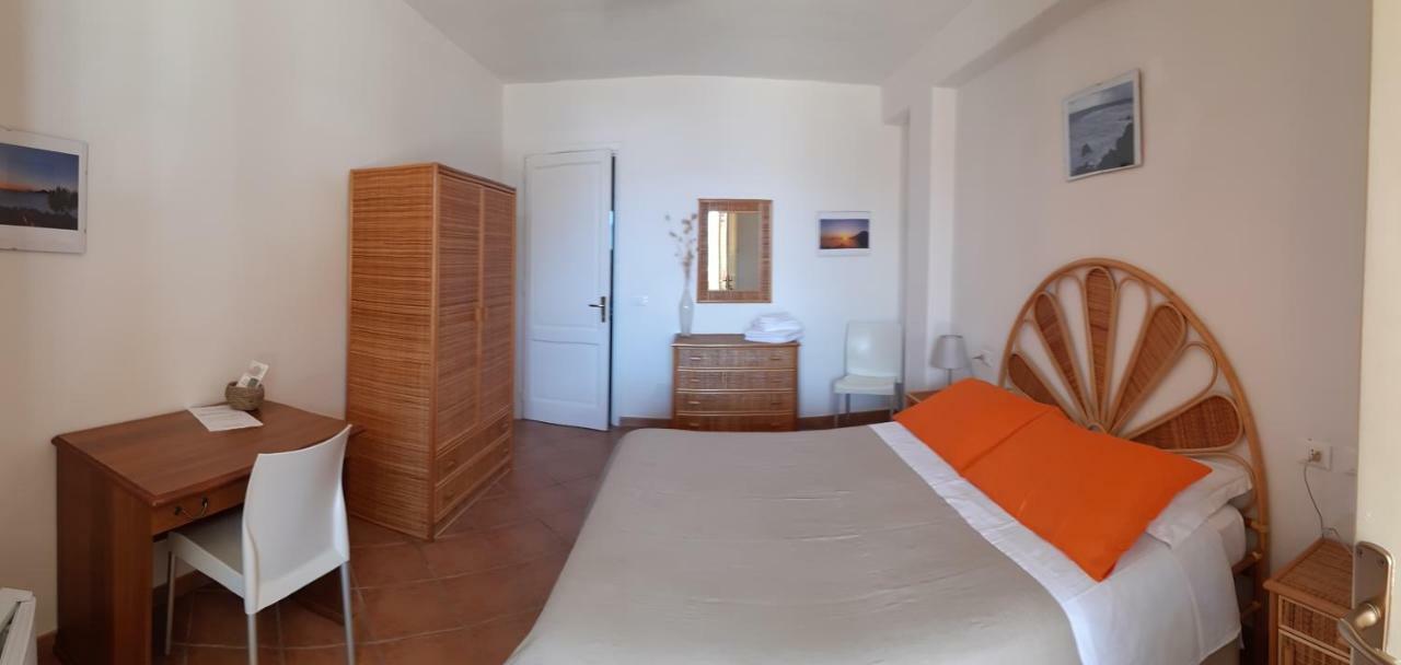 Albergo Seaside Leni Luaran gambar